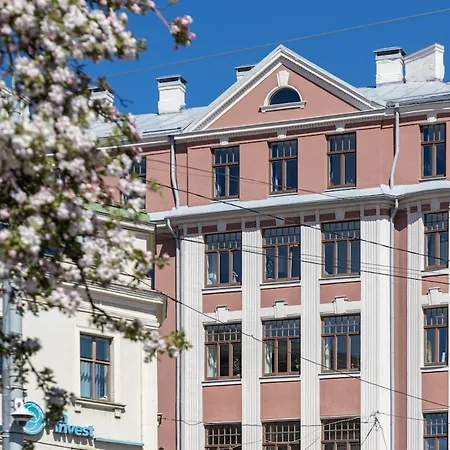 Neat Old Town Loft *